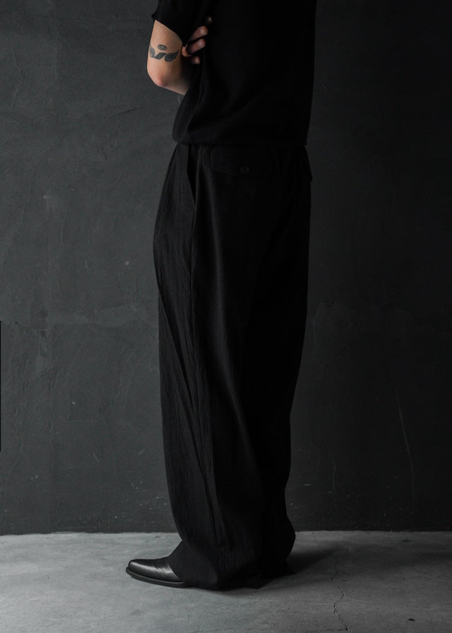 SHOOP 26SS big tuck trousers / Black