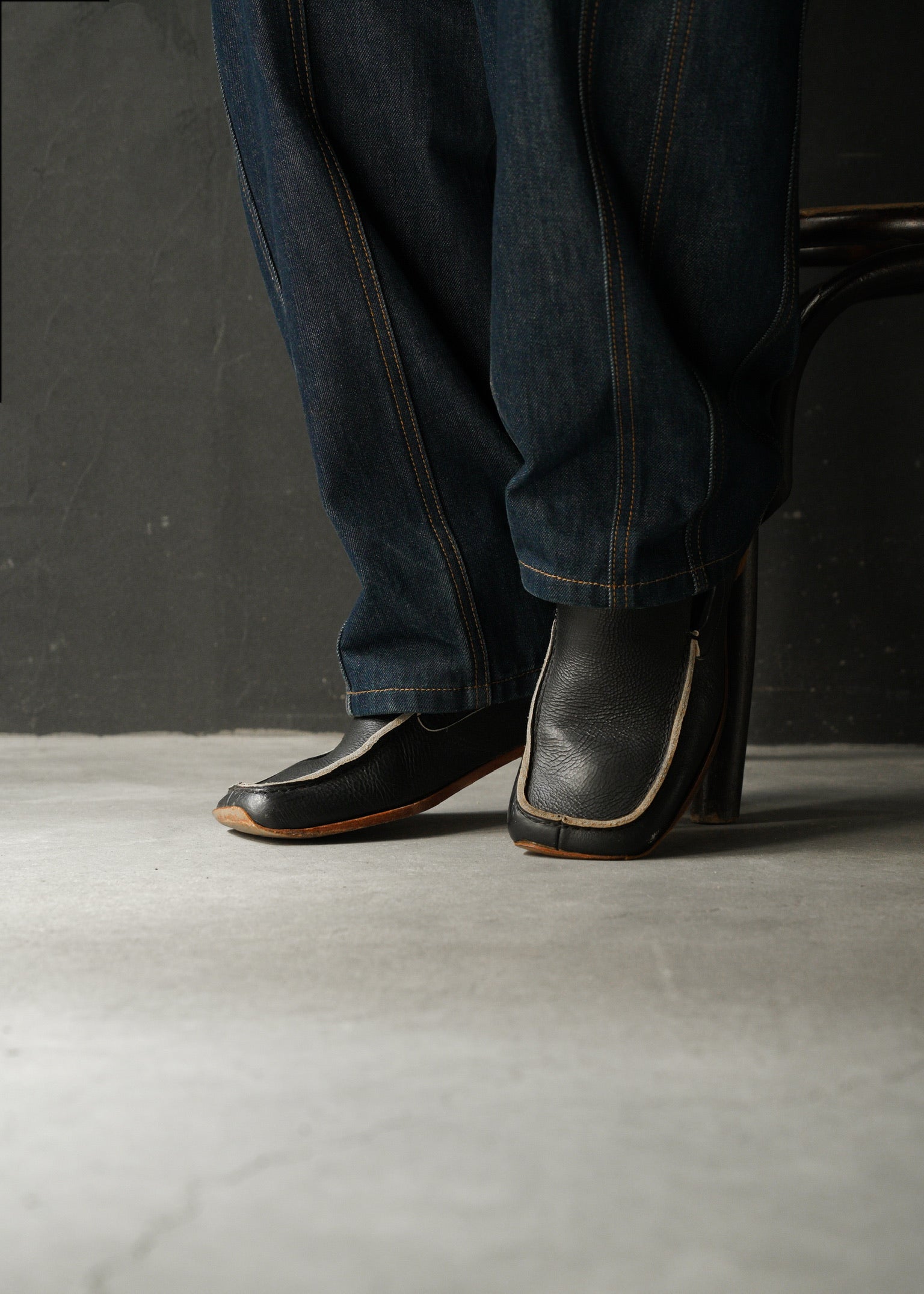 90’s MIU MIU square toe slip-on leather shoes