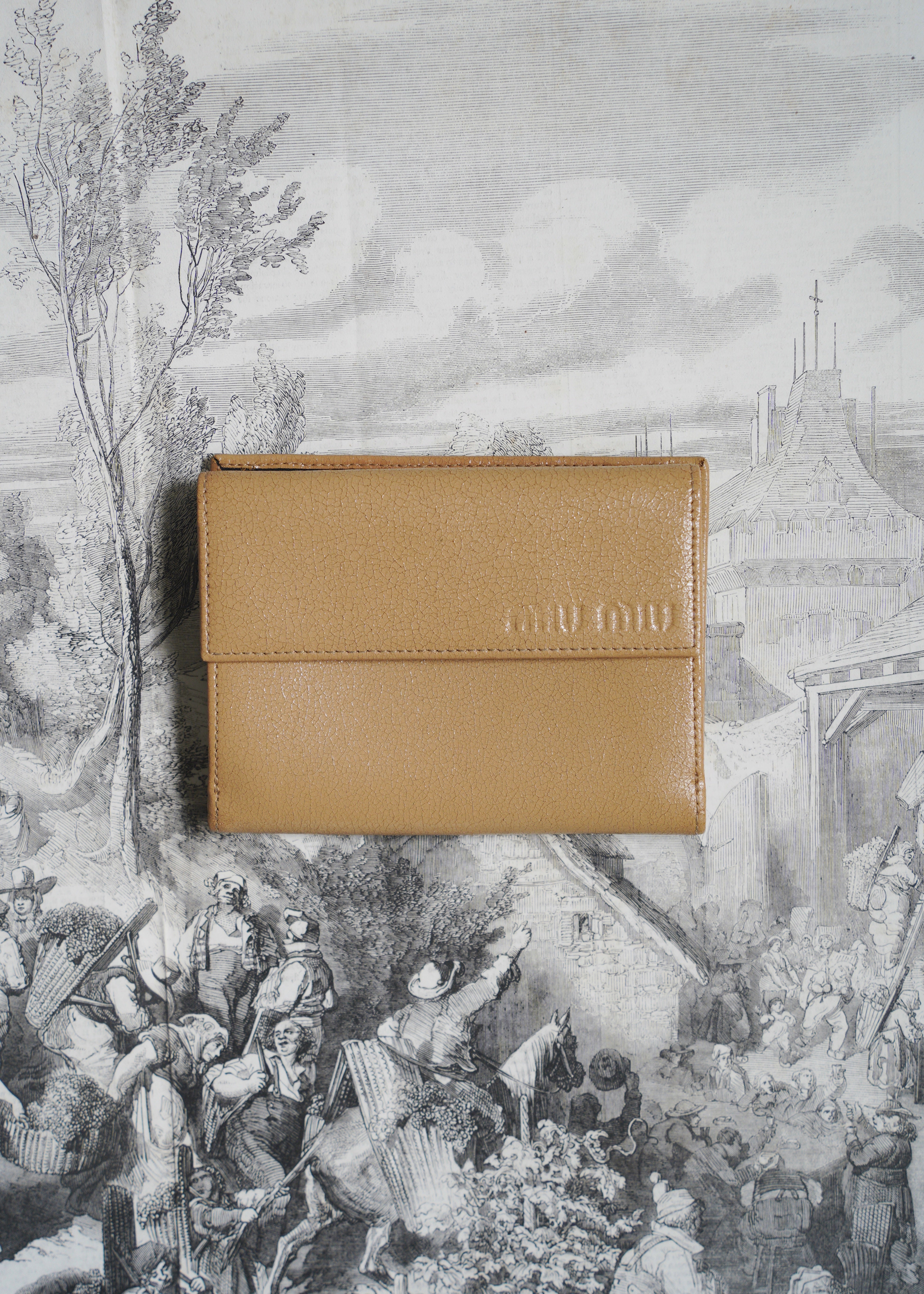90's MIU MIU leather velcro wallet