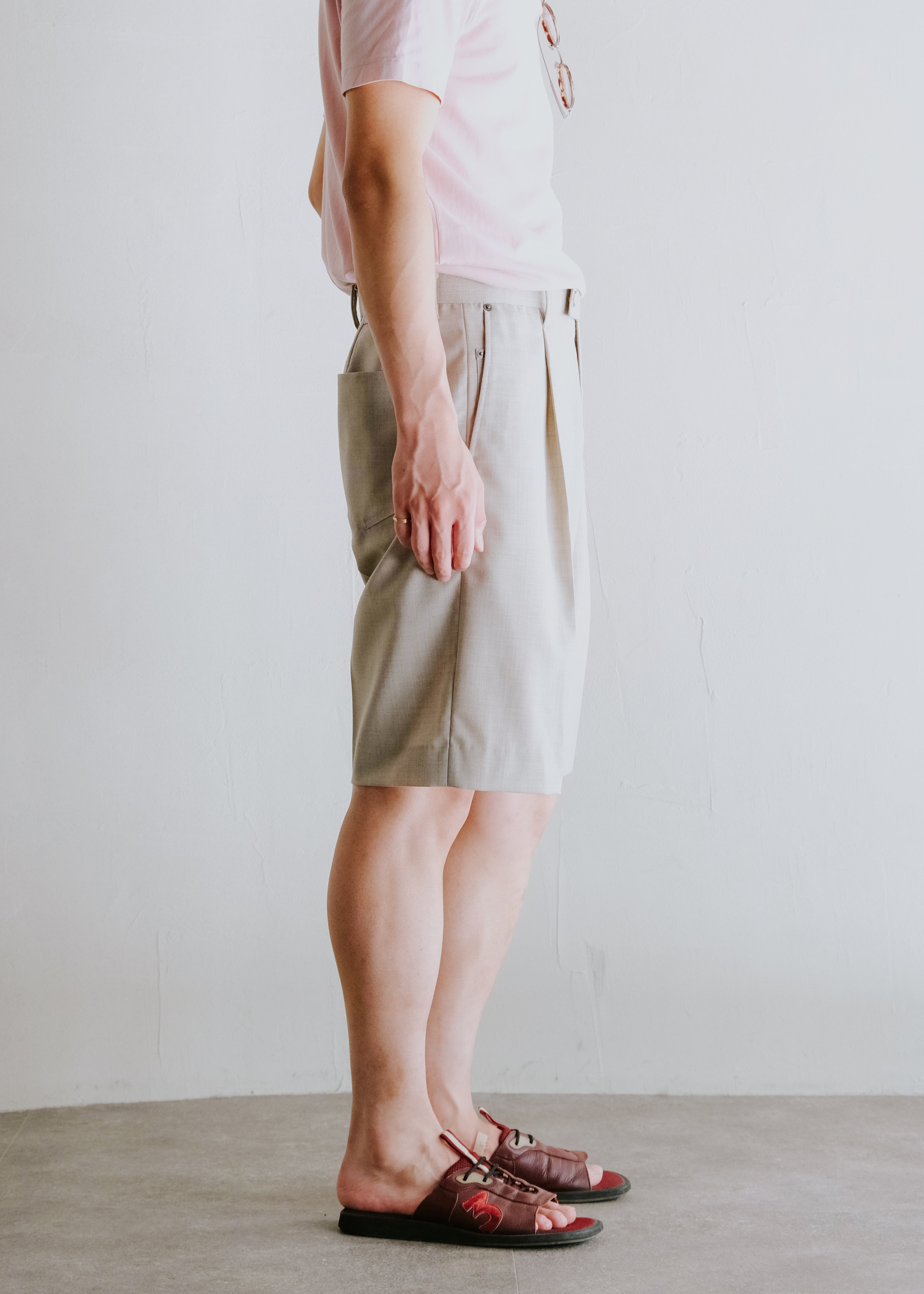 SASAKI SATORU 26SS single tuck straight shorts / Beige