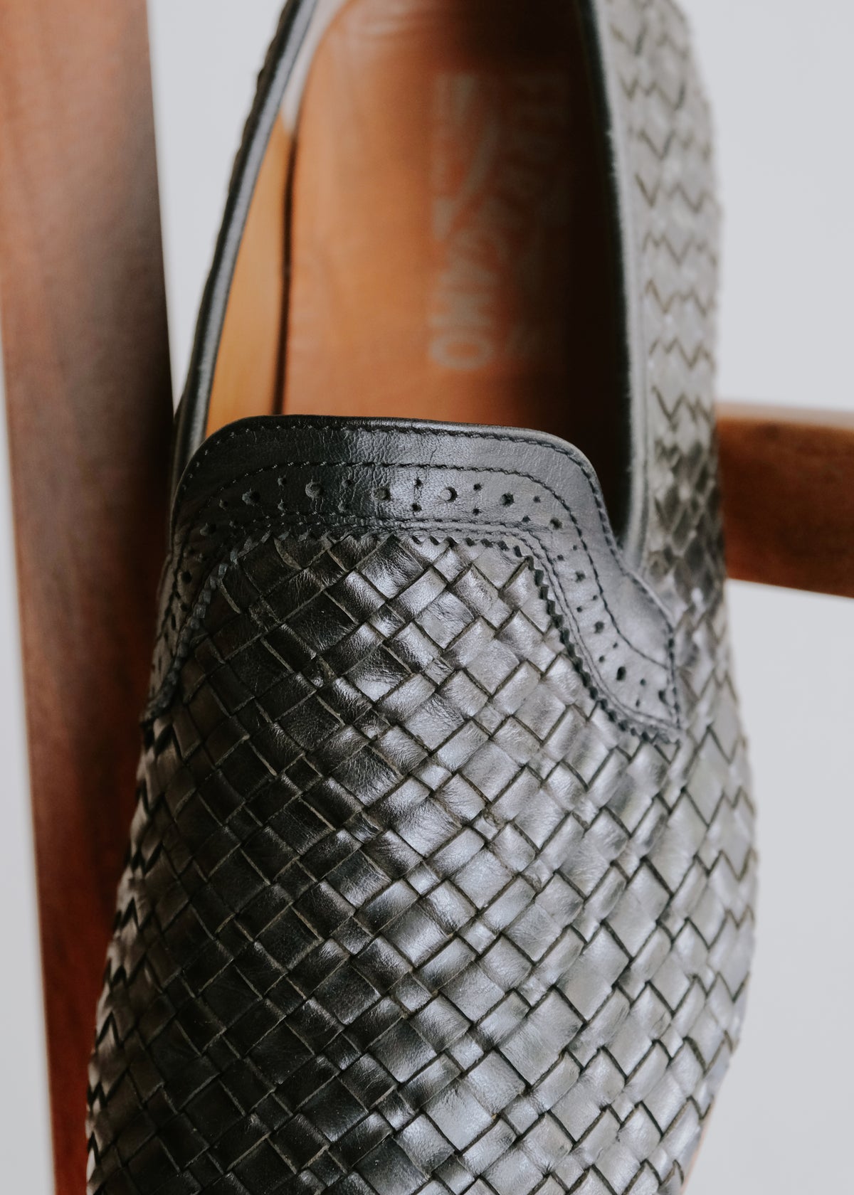 00's- Salvatore Ferragamo woven leather flat loafer