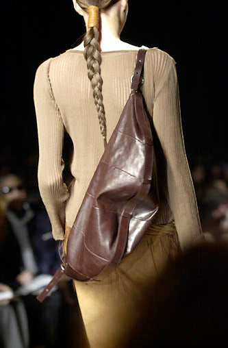 Yves Saint Laurent 02SS by Tom Ford Mombasa Sling Bag