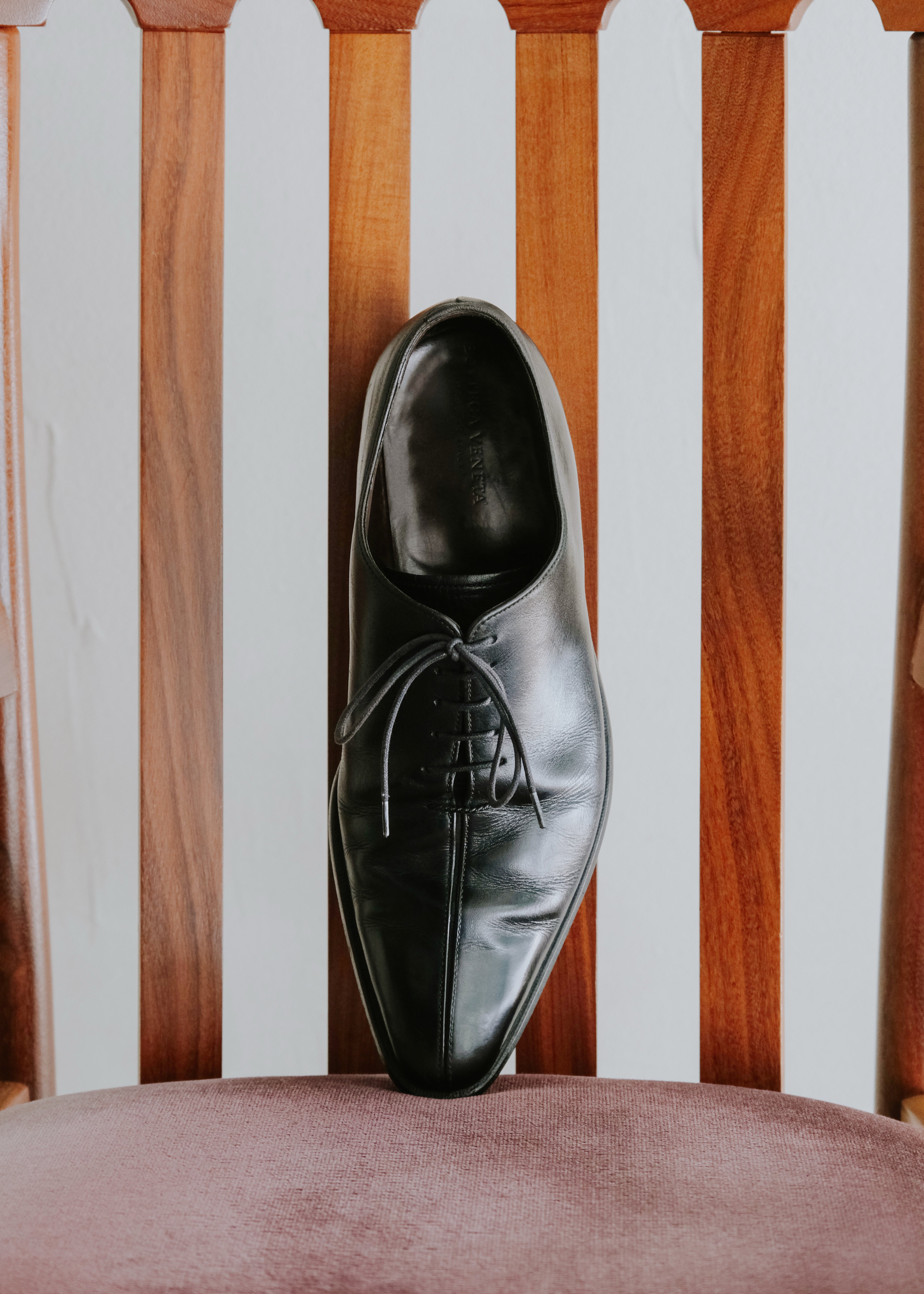 BOTTEGA VENETA center seam leather shoes