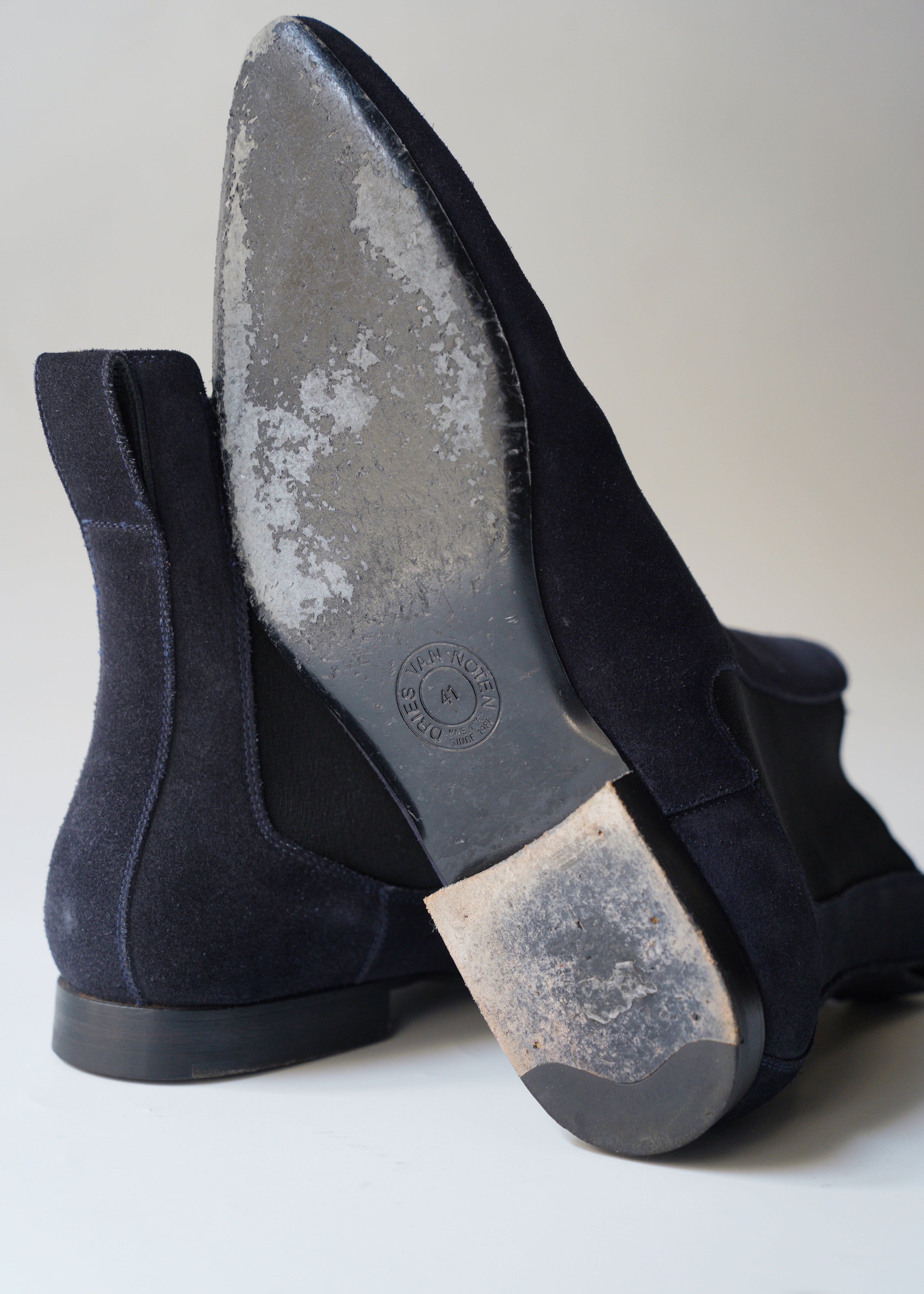 DRIES VAN NOTEN suède leather pointed toe side gore boots