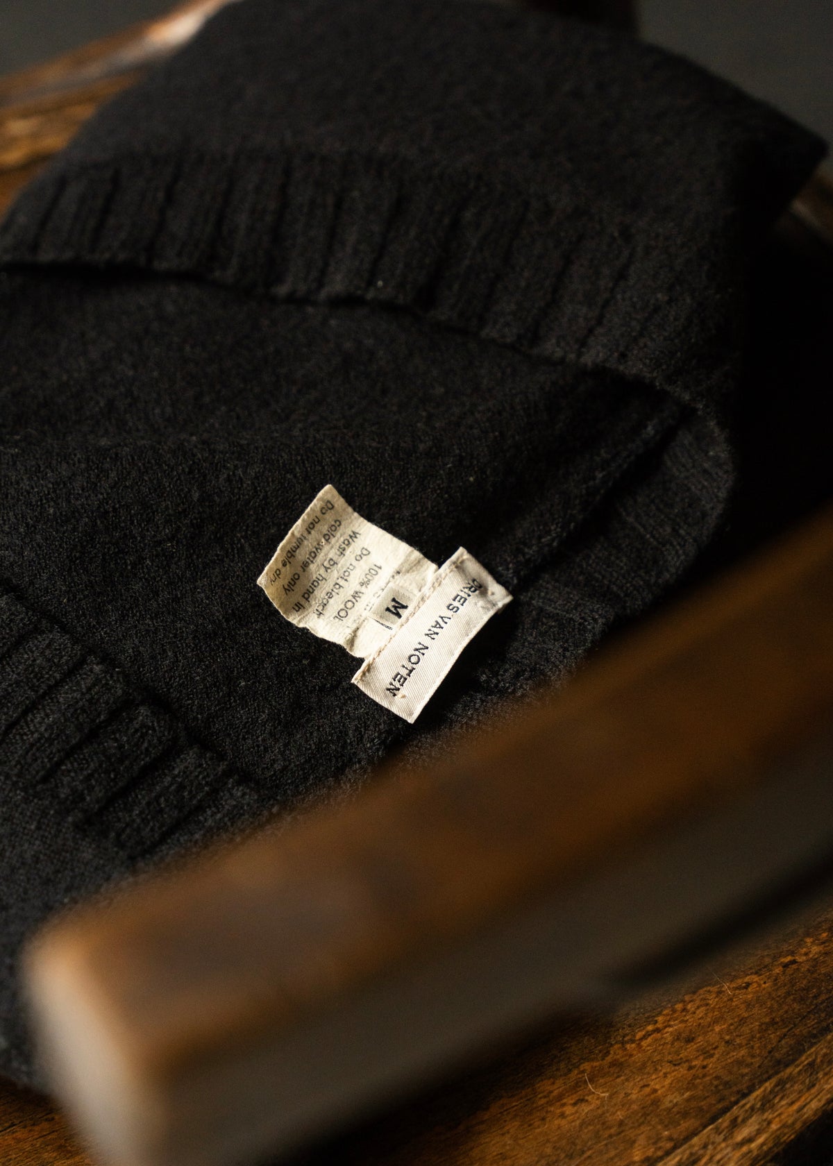 90-00’s DRIES VAN NOTEN button front wool cardigan