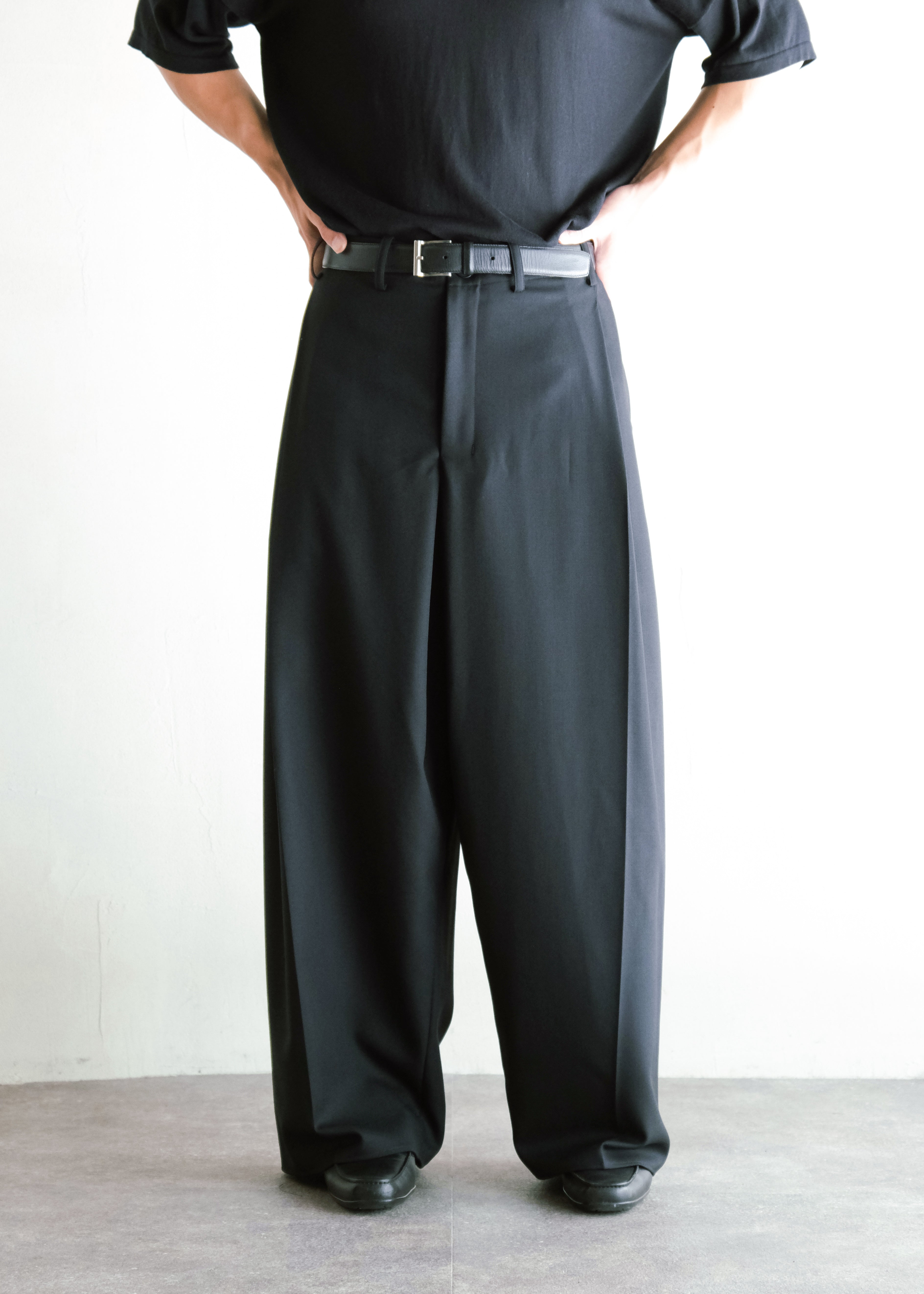nonnotte 26AW Draping Crotch Box Pleats One- Tuck Trousers/ Deep Black
