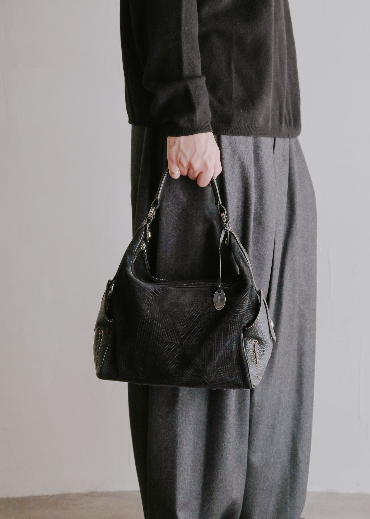 TOD'S velvet leather switching hand bag