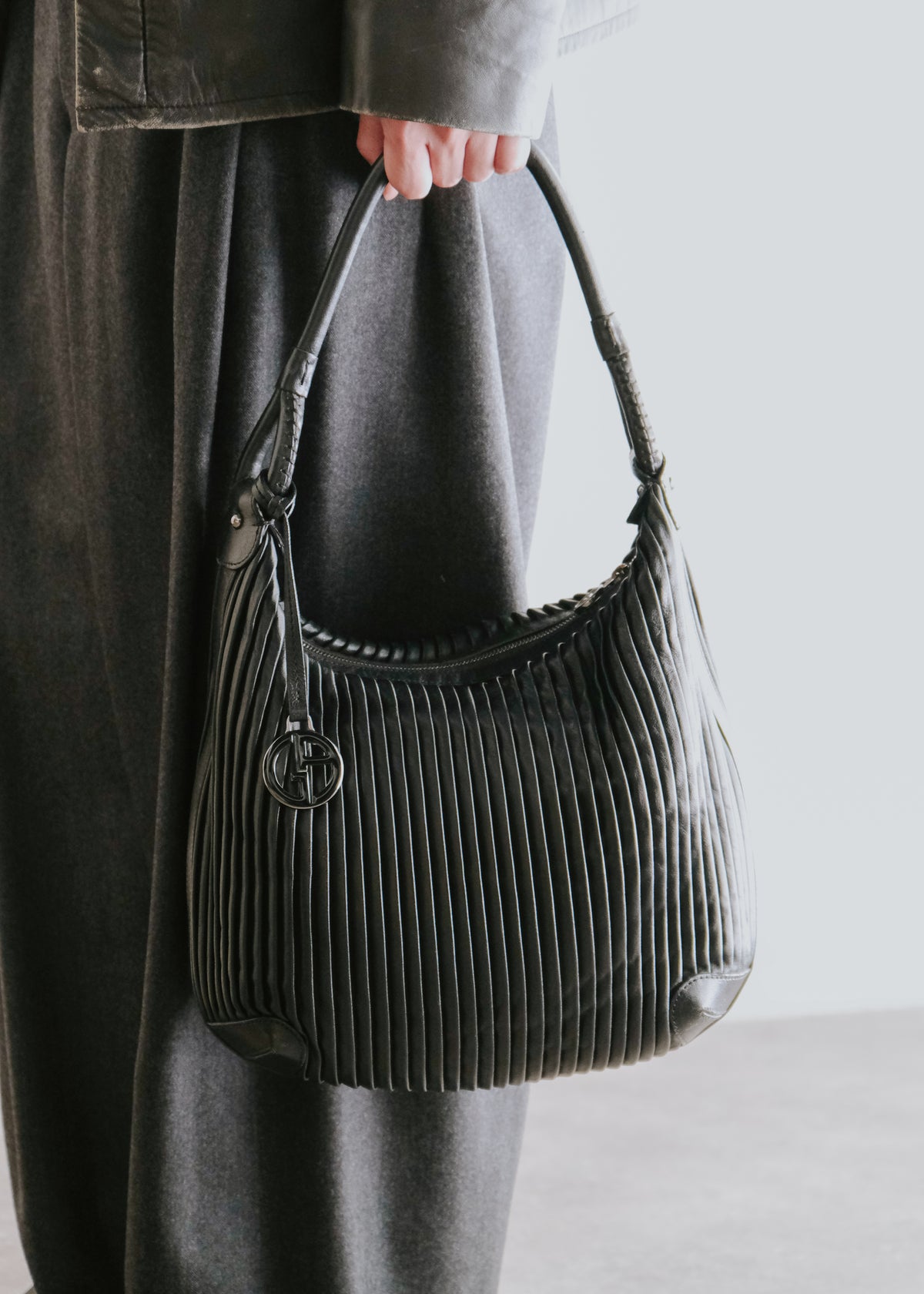 00-10's GIORGIO ARMANI pleats lamb leather one shoulder bag