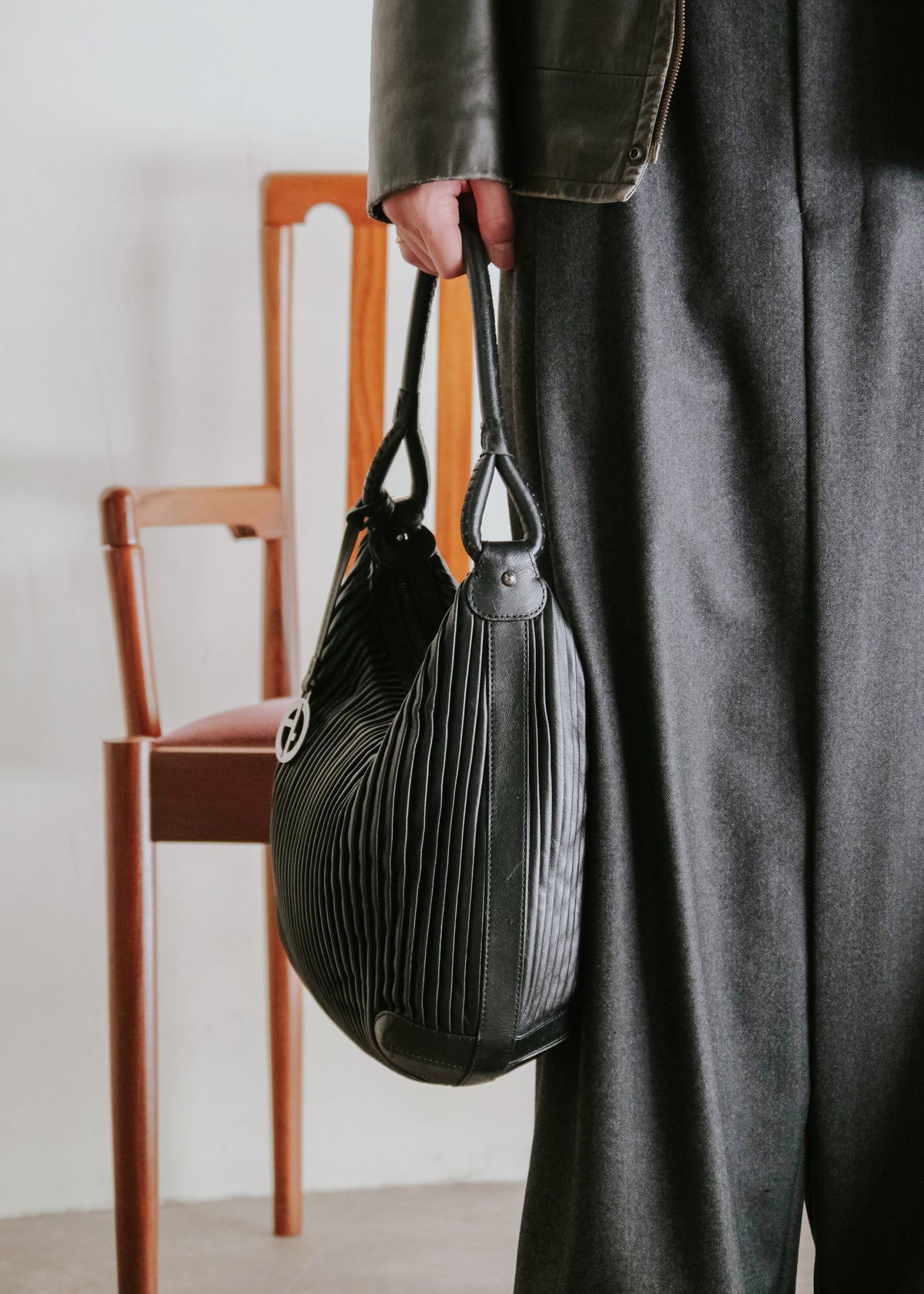 00-10's GIORGIO ARMANI pleats lamb leather one shoulder bag
