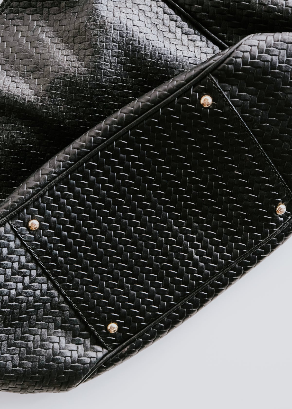 00-10's EMPORIO ARMANI calf leather embossed design tote bag