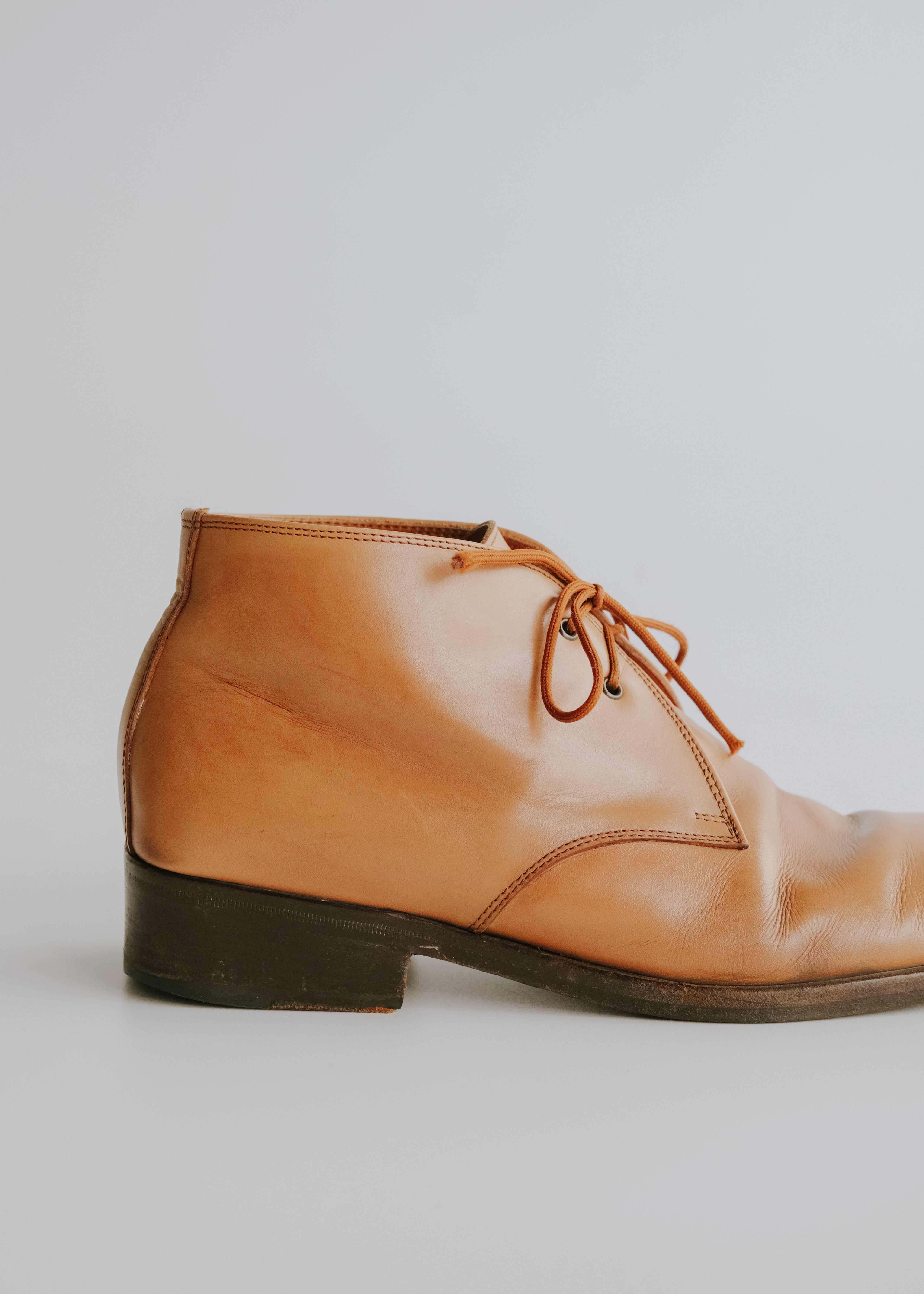 GUCCI by Tom Ford square toe leather chukka boots