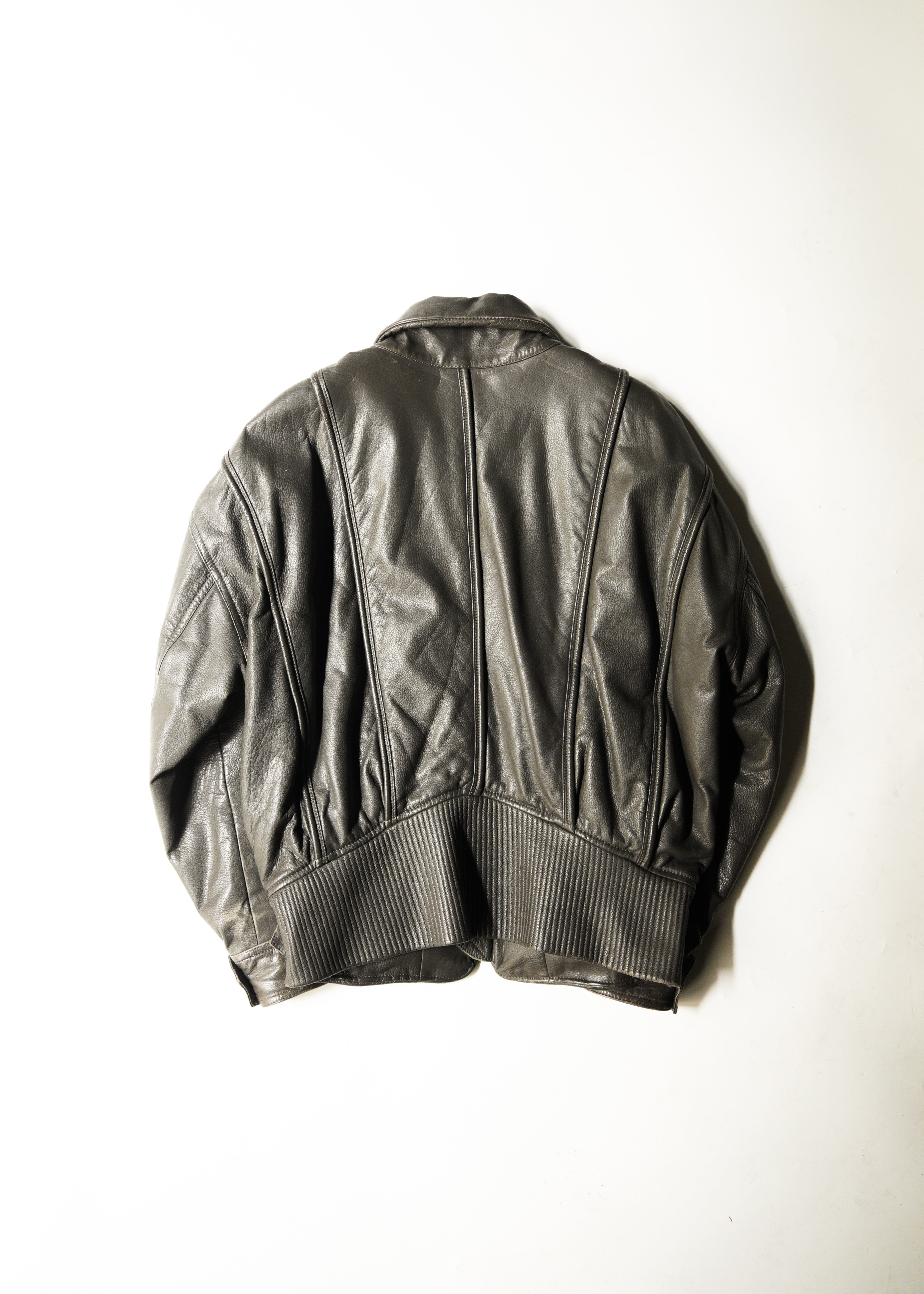 ISSEY MIYAKE 82AWzip up cow leather jacket