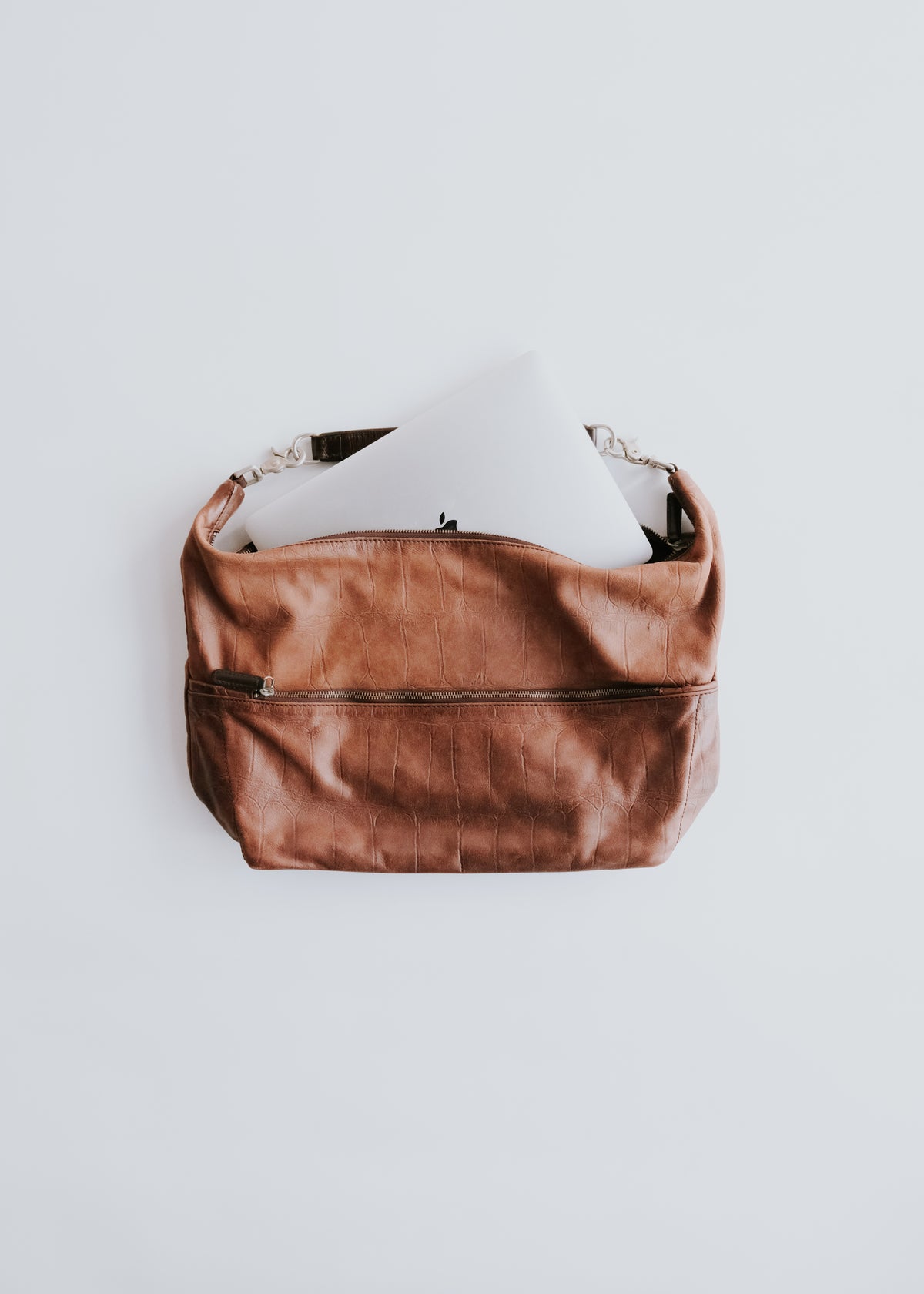 Italian handmade leather one shoulder bag with jill handle