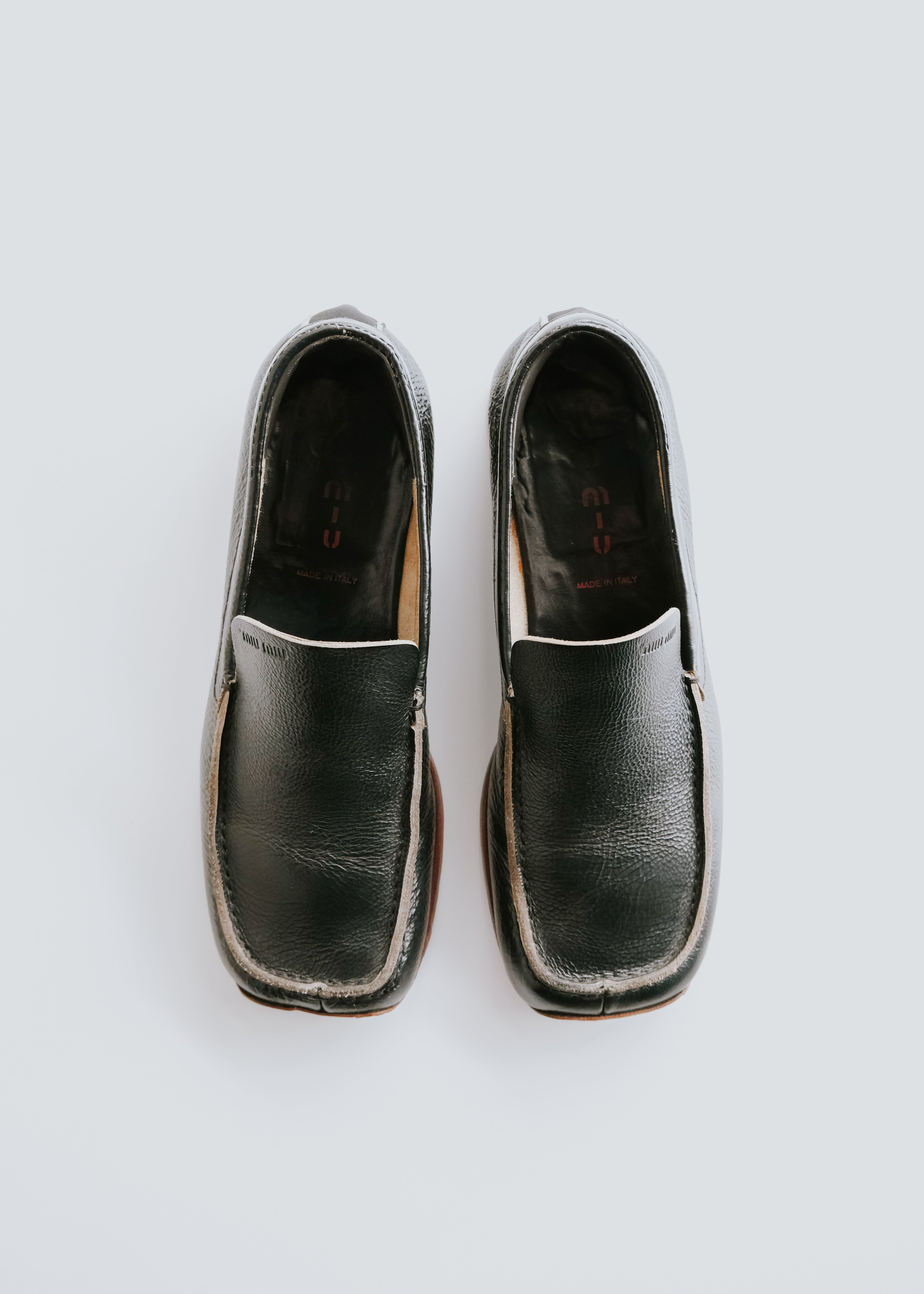 90’s MIU MIU square toe slip-on leather shoes