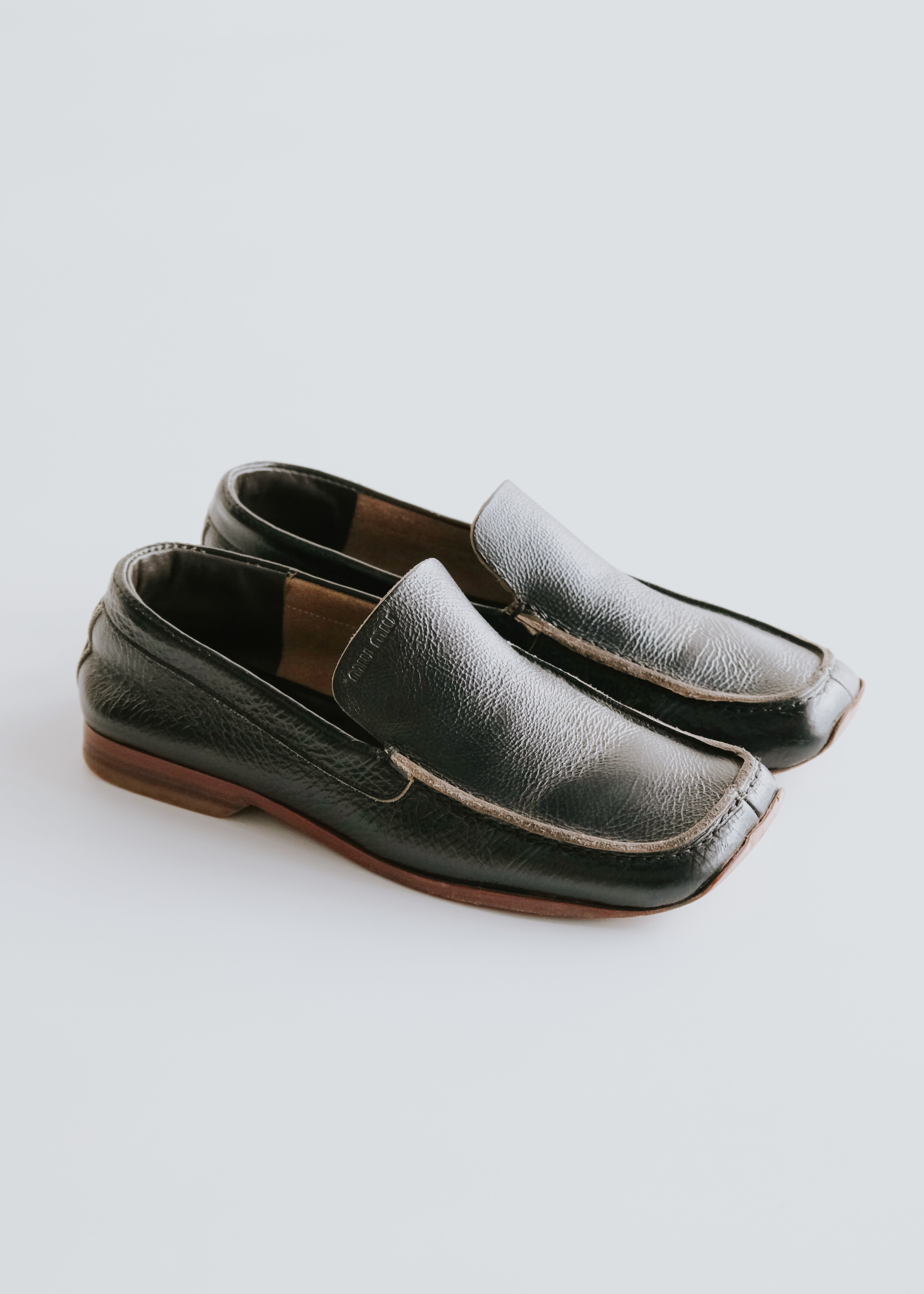 90’s MIU MIU square toe slip-on leather shoes
