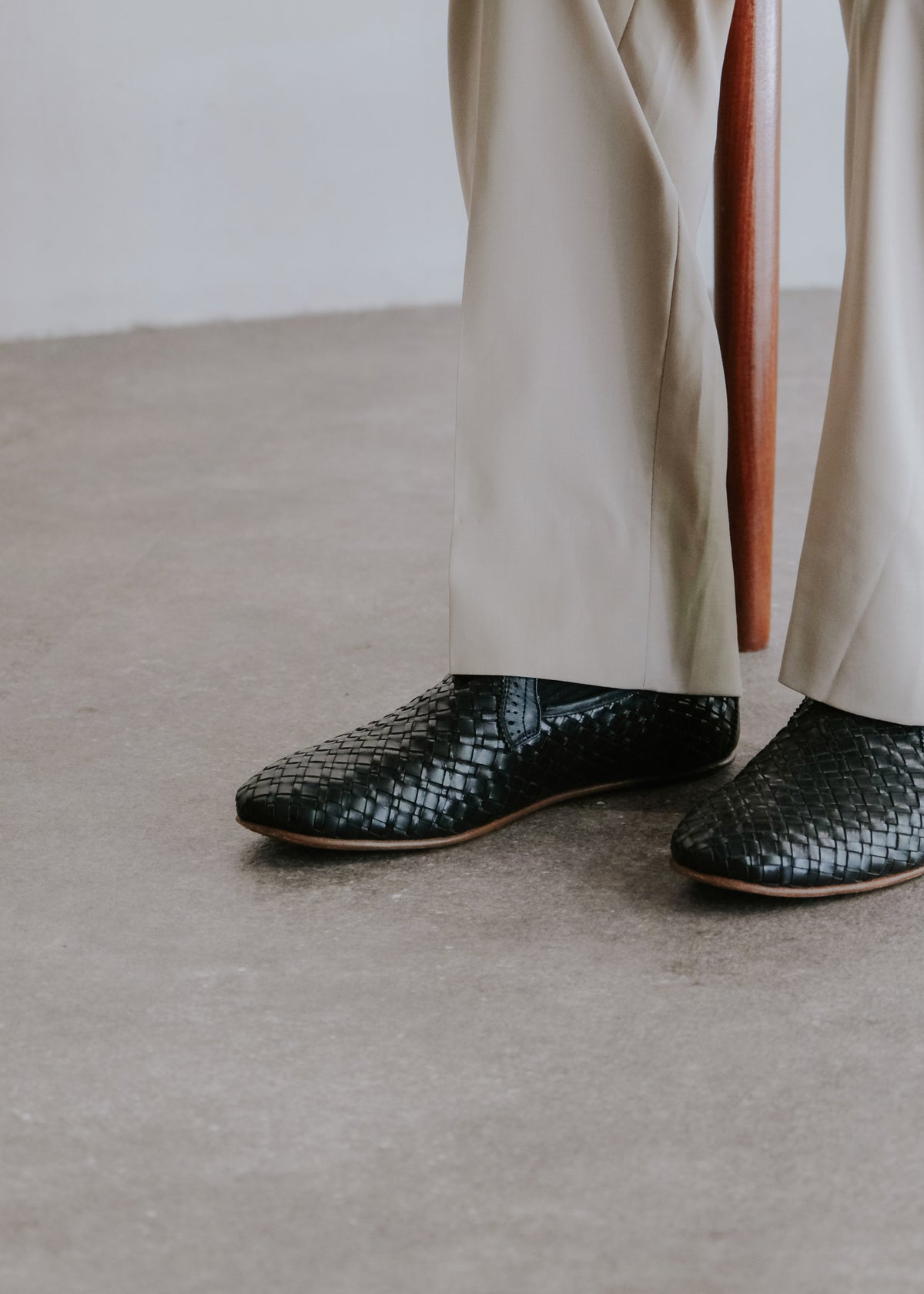 00's- Salvatore Ferragamo woven leather flat loafer