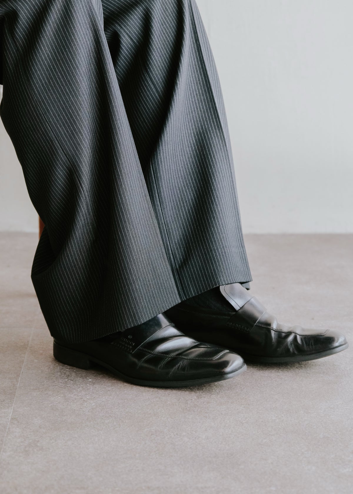 00's GUCCI square toe loafers
